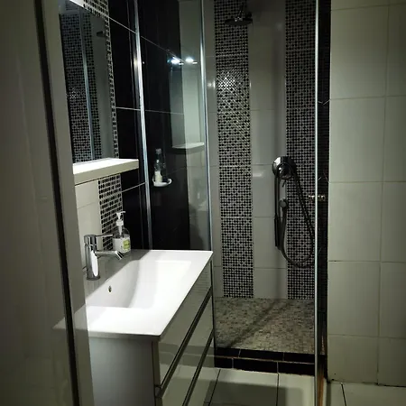 Apartment Fountain View Solid